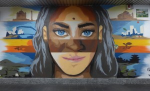 Tutti calamitati da questi occhi magnetici…