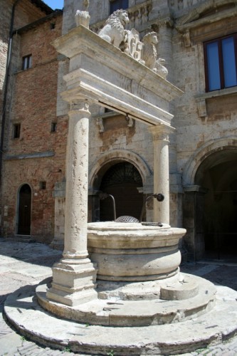 Montepulciano - Il Pozzo Montepulciano - Il Pozzo