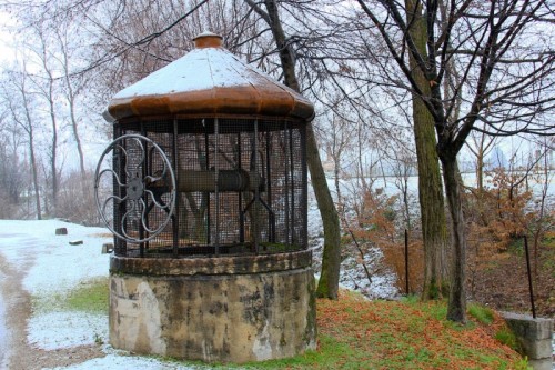 San Zenone degli Ezzelini - Il pozzo di Sopracastello San Zenone degli Ezzelini - Il pozzo di Sopracastello