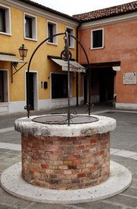 Mattoni per un pozzo