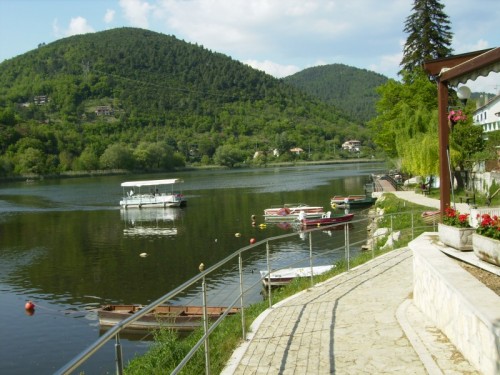 Terni - sul lago di Piediluco