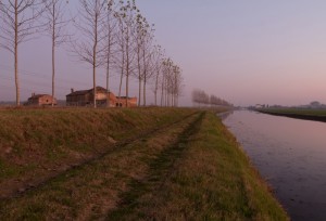 Tramonto lungo la bonifica