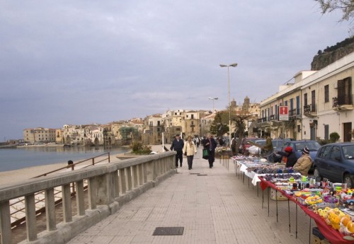 Cefalù - Shopping & pace Cefalù - Shopping & pace