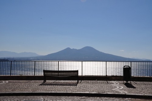 Napoli - Seduti a Posillipo ad ammirare il Paradiso