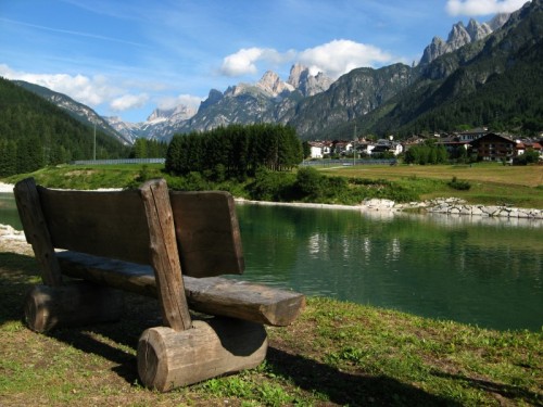 Auronzo di Cadore - Con un libro in mano... Auronzo di Cadore - Con un libro in mano...