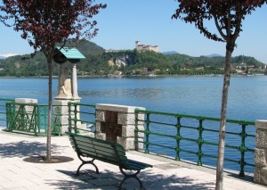 Vista sul lago Maggiore