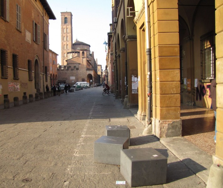 ''Studia sui cubi'' - Bologna