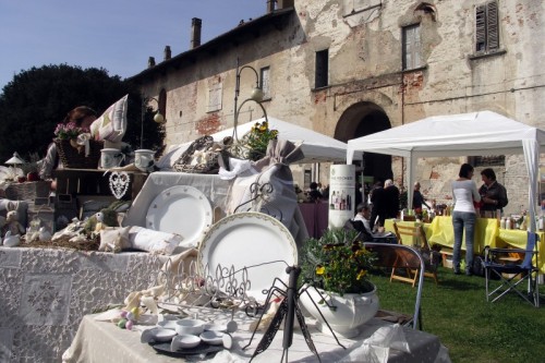Cusago - Mercato dell'artigianato e dell'usato Cusago - Mercato dell'artigianato e dell'usato