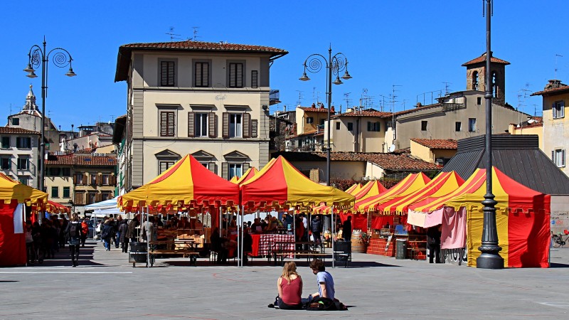 ''Mercato in “giallo-rosso”'' - Firenze
