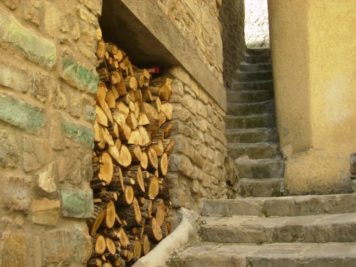 Castelmezzano - una piccolissima strada... Castelmezzano - una piccolissima strada...