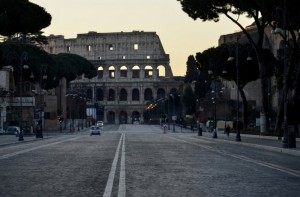 ad una ad una si spengono le luci