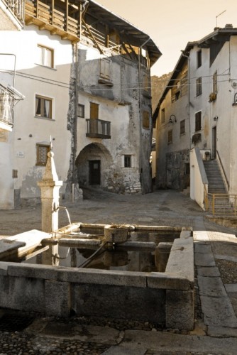 Bondone - Piazzetta centrale