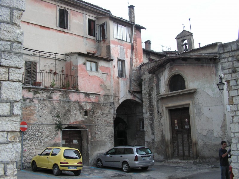 ''piazzetta in via S. Giuseppe (ang. v. Ponzianina)'' - Spoleto