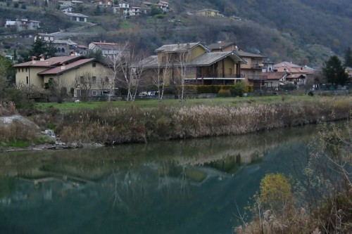 Mantello - Quando l'Adda si tinge di verde