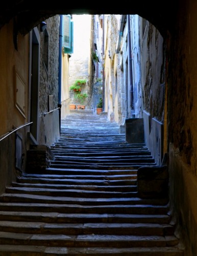 Cortona - I gradini dei vicoli di Cortona