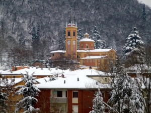 Caldi colori tra la neve