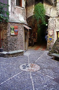 ingresso al borgo…