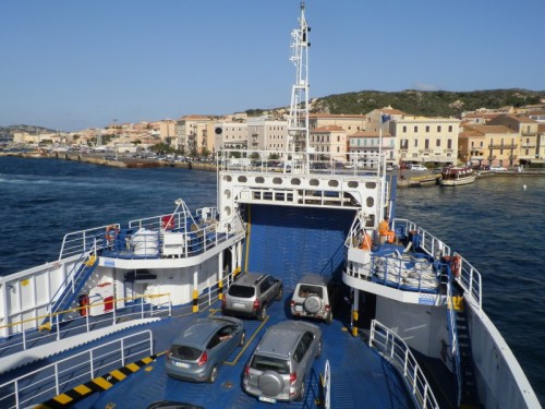 La Maddalena - Pronto ad entrare in porto