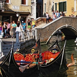 Aspettando i turisti …..