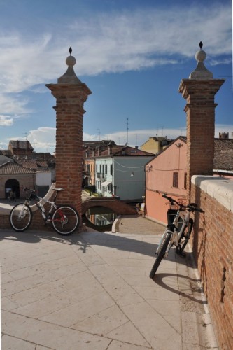Comacchio - In bici sul Trepponti