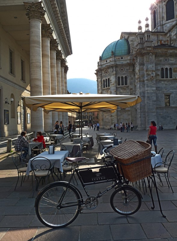 ''Al teatro!'' - Como