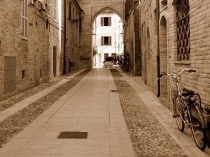 Nelle strade del borgo antico