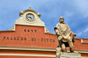 Garibaldi e il Palazzo di Città