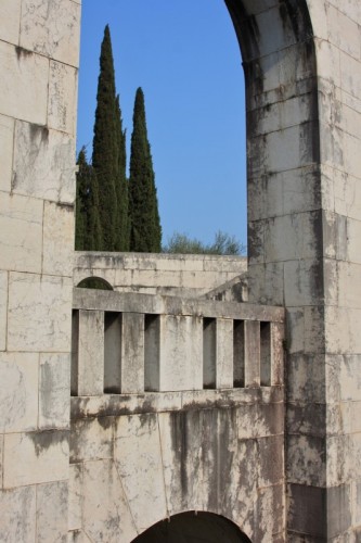 Gardone Riviera - Manie di grandezza? Gardone Riviera - Manie di grandezza?