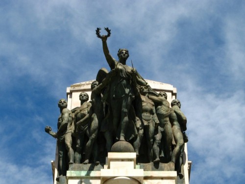 Taranto - Monumento ai caduti