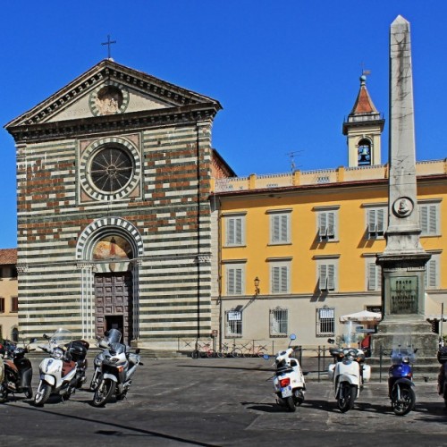 Prato - Parcheggio in Piazza San Francesco Prato - Parcheggio in Piazza San Francesco