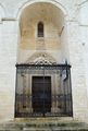 Altamura - Cattedrale di Santa Maria Assunta - Porta Angioina sulla facciata.jpg