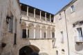 Altamura - Cortile interno Palazzo antico.jpg