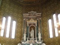 Asti - Santuario di Maria Santissima "Porta Paradisi" - Altare laterale -Particolare marmoreo parte superiore.jpg