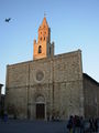 Atri - Basilica Concattedrale S.M.Assunta - facciata con campanile.jpg