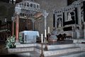 Bari - Basilica Pontificia di San Nicola - ciborio e altare.jpg