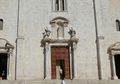 Bari - Duomo di San Sabino - portale del Duomo.jpg