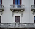 Bari - Palazzo Colonna - balcone con stemma.jpg