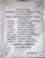 Barletta - Municipio - ai Decorati medaglia d'oro.jpg