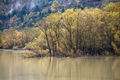 Barrea - Lago di Barrea in autunno.jpg
