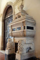 Bergamo - monumento trasportato da palazzo vecchio.jpg