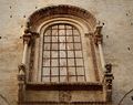 Bitonto - Duomo di S. Maria Assunta - finestrone posteriore.jpg