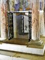 Bolsena - Duomo - Altare del miracolo 2.jpg