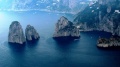 Capri - i Faraglioni - veduta aerea.jpg