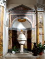 Capurso - Chiesa Madre del Ss Salvatore - Fonte battesimale.jpg