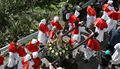 Cardeto - La processione - La festa del patrono del Paese di Cardeto si festeggia il 20 gennio ed è molto seguita da tanti devoti e i portatorisono in costume caratteristico, la staua viene portata in giro del nei piccoli viicoli del paese..jpg