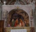 Cerveno - Santuario della Via Crucis - Gesù posto nel Sepolcro.jpg