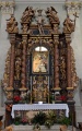 Cortina d'Ampezzo - Chiesa Parrocchiale - Altare Madonna del Rosario.jpg