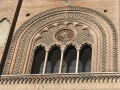 Cremona - Particolare della facciata del transetto sud.jpg
