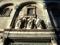 Firenze - Battistero - Gruppo scultoreo sopra port..jpg