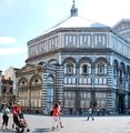Firenze - Battistero di San Giovanni - in Piazza Duomo.jpg